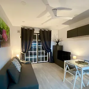 Apartamento El Diamantino De Cristianos, Heated Pool, Fast Internet, Los Cristianos (Tenerife)
